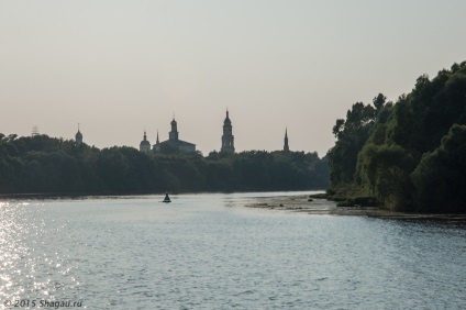 Річкова прогулянка на теплоході в Коломиї відгук