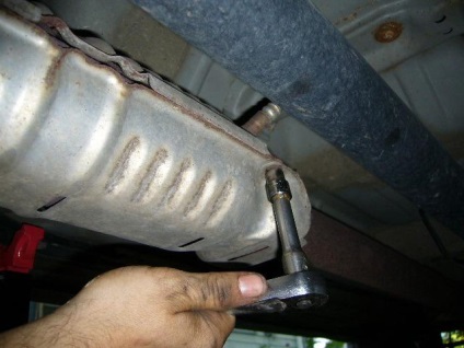 Repararea muffler-ului de către propriile mâini