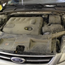 Repararea și realimentarea aerului condiționat al Ford Mondeo în rețeaua centrelor de îngrijire a autovehiculelor