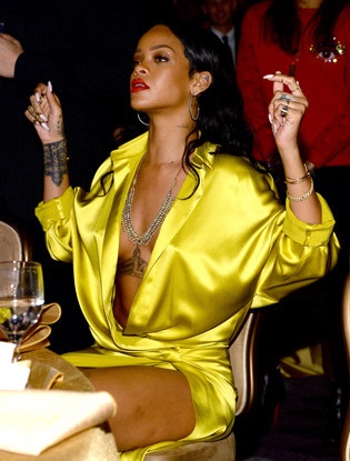 Rihanna despre relațiile ei cu bărbații, Marie Claire