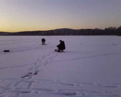 Pescuit în regiunea Chelyabinsk - un mic lac Miass