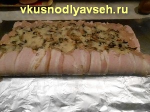 Рулет з курячого фаршу з грибною начинкою, покроковий фото рецепт