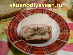 Roll darált csirkemell gombás töltelékkel, lépésről lépésre recept fotók