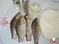 Ruddy kis ponty, rántott egy serpenyőben - recept (pan) Ruddy kis ponty, rántott egy serpenyőben - recept