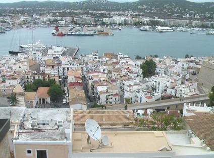 Bunkó Ibiza mit, hol, mennyit