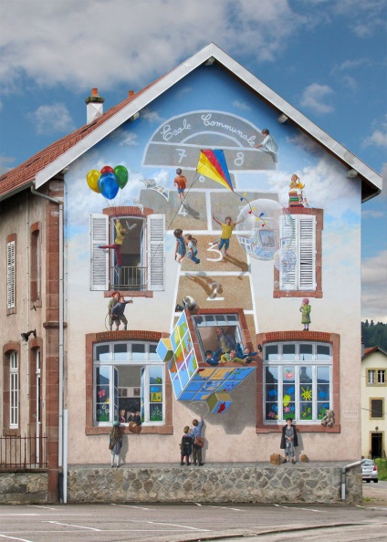 Cele mai realiste graffiti pe pereții caselor, o revistă online pozitivă