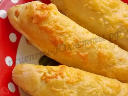 Sajt pálcikák élesztő ropogós! (Élesztő sajt pálca) Sajt pálcikák élesztő ropogós!