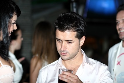 Botrány! Ani Lorak-fájlok válás! Photo tényeken Turk változik férje! Scribo (változó) Botrány! Ani Lorak-fájlok válás! Photo tényeken Turk változik férje! Scribo