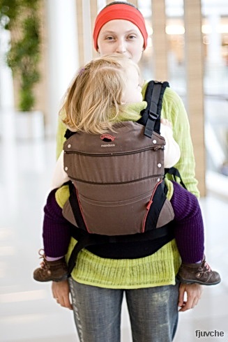Sling-backpack vs testul de test cu cangur cu imagini - mâncare într-o pungă