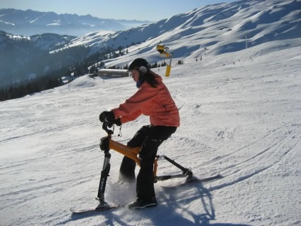 Snowbike sau pregătiți o 