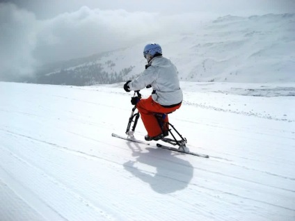 Snowbike sau pregătiți o 