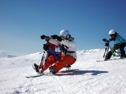 Snowbike sau pregătiți o 