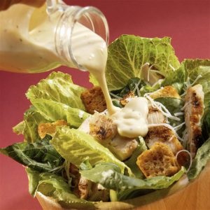 Caesar öntettel összetevőket és kalóriatartalom, élelmiszer és egészség