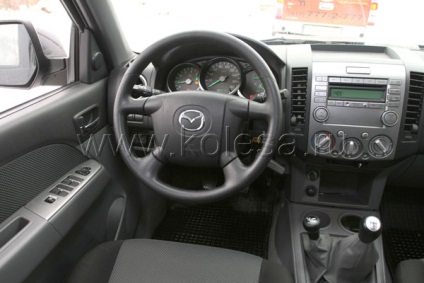 Összehasonlító teszt drive Mazda BT-50 és a Ford Ranger azonos vagy különböző (Ranger) Összehasonlító teszt drive Mazda BT-Ford Ranger 50 és azonos vagy eltérő