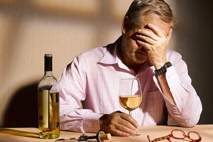 Etapele simptomelor, cauzelor, tratamentului alcoolismului