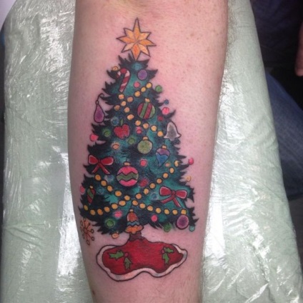 Tattoo tatuaj de pom de Crăciun, fotografie, schițe