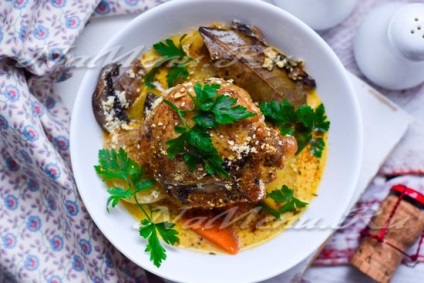 Sült krumpli csirkével és gombával a sütőben, a recept lépésről lépésre fotók zöldségekkel pot