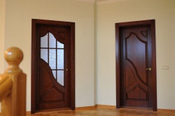 Instalarea ușilor interioare cu instrucțiuni de instalare a mâinilor proprii