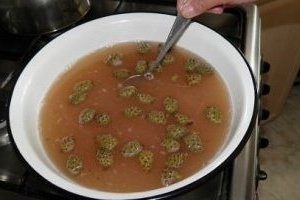 Pine kúpok jam (lekvár) Jam fenyőtoboz