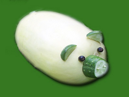 Vaza din fotografie de toamnă din toc din legume din cârnați de legume
