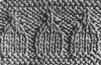Dungi verticale din bucle înclinate, tricotat și croșetat
