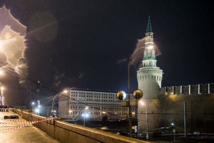 У центрі Москви пострілами в спину вбито одного з лідерів опозиції і співавтор доповіді - путин