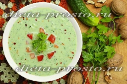 Hideg uborka leves joghurt (joghurt) Hideg uborka leves joghurt