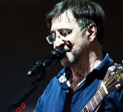Jurij Shevchuk életrajz, képek, dalok, és a híres idézetek szólista rockzenekar DDT (Shevchuk életrajz) Jurij Shevchuk életrajz, képek, dalok, és a híres idézetek szólista rockegyüttes DDT