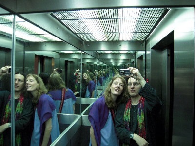 Oglindă în ascensor - împotriva vandalilor
