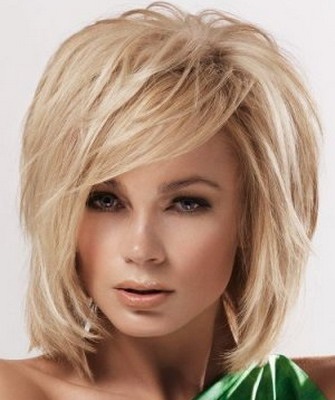Жіноча стрижка каприз фото зачіски на середні і короткі волосся