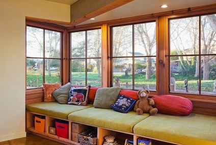 20 Példák kényelmes ülések, az ablak közelében, amely helyet takaríthat meg a belső, és a szemnek
