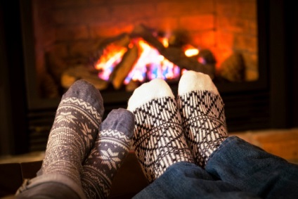 7 Ідей, як зігріти ноги в мороз - домашнє вогнище