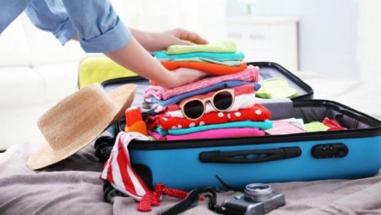 9 Речей, які не варто пакувати в свій чемодан