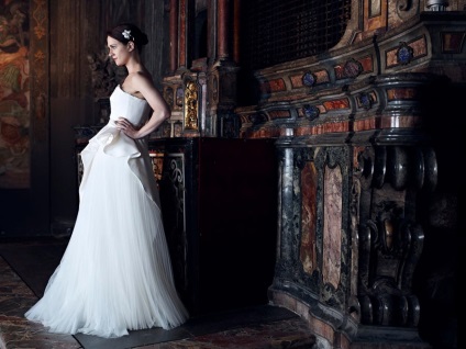 Alberta Ferretti, menyasszonyi kollekció 2013 «örökre» (gyűjtemény) Alberta Ferretti, menyasszonyi kollekció 2013 «örökre»