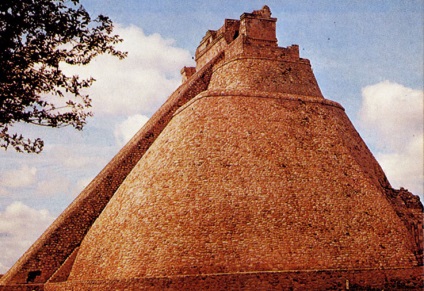 Arhitectura Maya 1986 rus Alberto - oameni din Maya