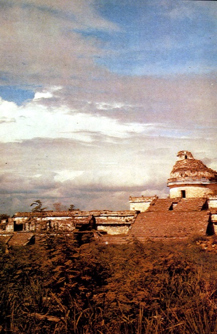 Arhitectura Maya 1986 rus Alberto - oameni din Maya