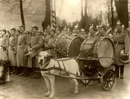 Kutya Drum, Képeslap keletporoszországi
