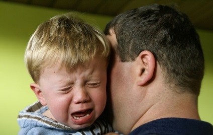Ce să faci dacă un copil este frică de tatăl său
