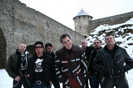 Ce este un punk de groază, un site de fan al trupei de punk - o peluză