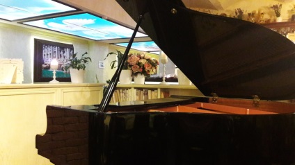 Dapino - restaurant italian, unde sună pianul, casa-tv