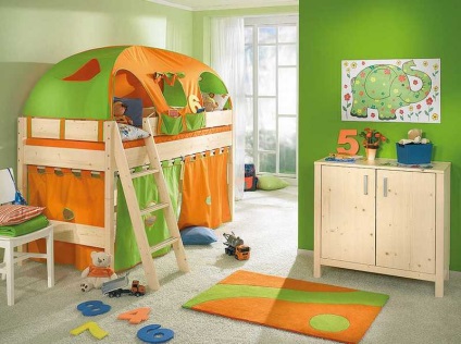 Cameră pentru copii combinată cu caracteristici de design balcon