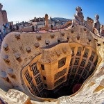 Casa este frumoasă, casa mila