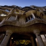 Casa este frumoasă, casa mila