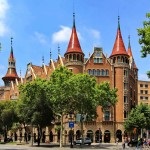 Casa este frumoasă în Barcelona, ​​locația pe hartă cum să ajungi acolo