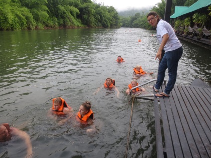 Excursie la râu în iunie 2013