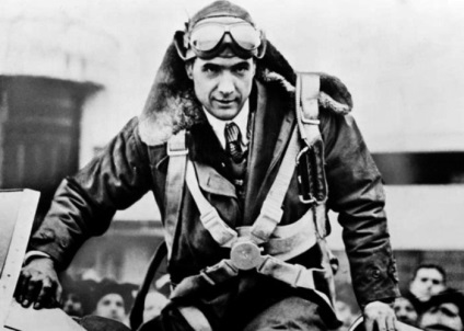 Fóbiák és idegenség Howard Hughes történet egy excentrikus milliárdos remete (Howard Hughes fotó) Fóbiák és idegenség Howard Hughes történet egy excentrikus milliárdos remete,
