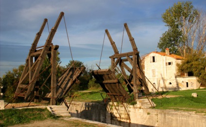 Orașul francez Arles (regiunea Provence)