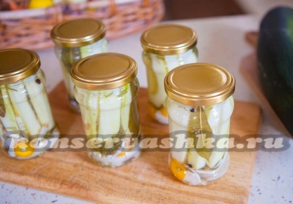 Zucchini conserve pentru iarnă fără sterilizare