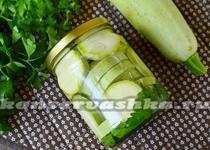 Zucchini conserve pentru iarnă fără sterilizare