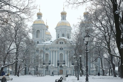 Ce epitete, comparații conduc, vorbind despre Sankt Petersburg